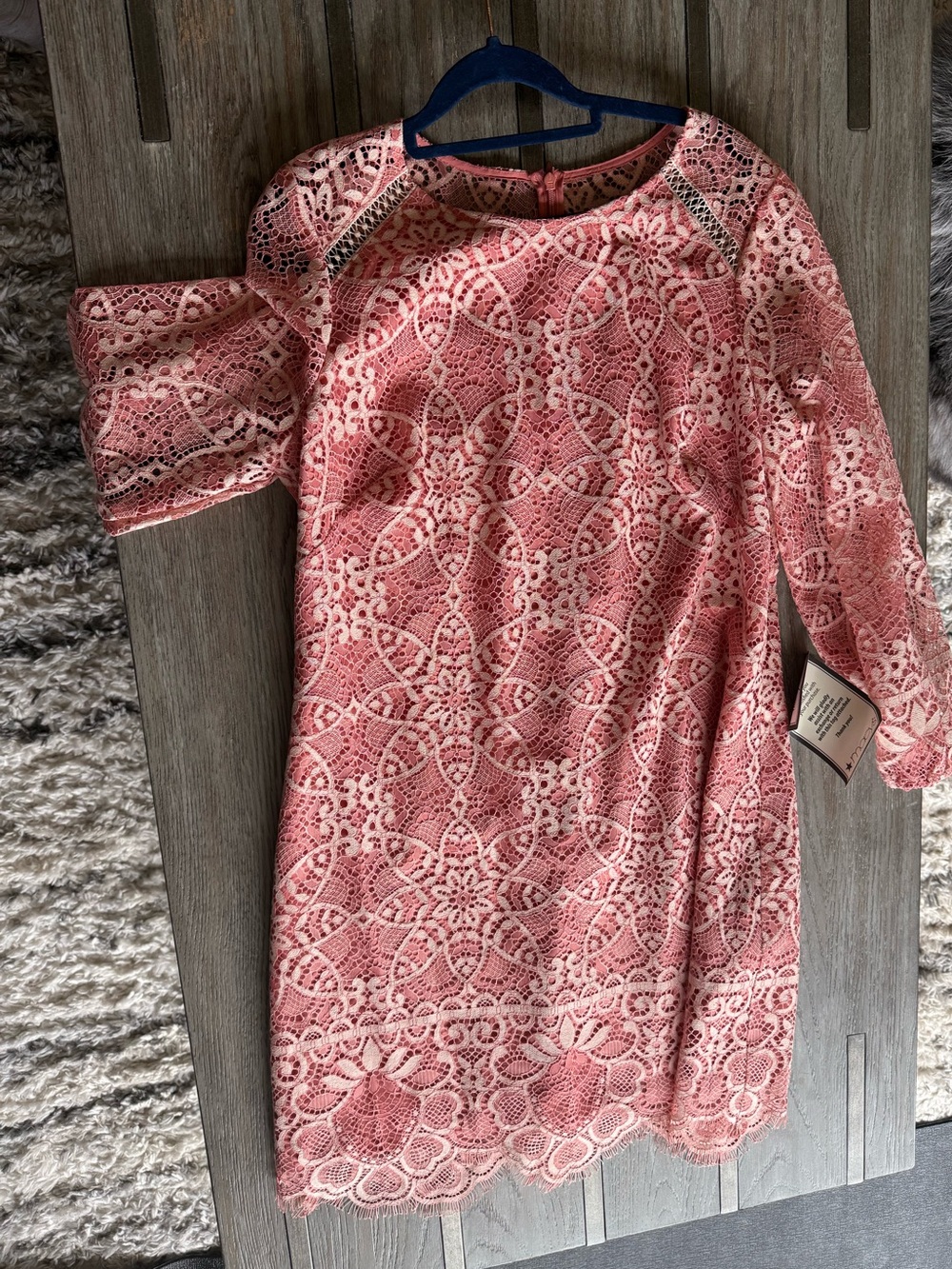 Lined lace floral Vince Camuto dress